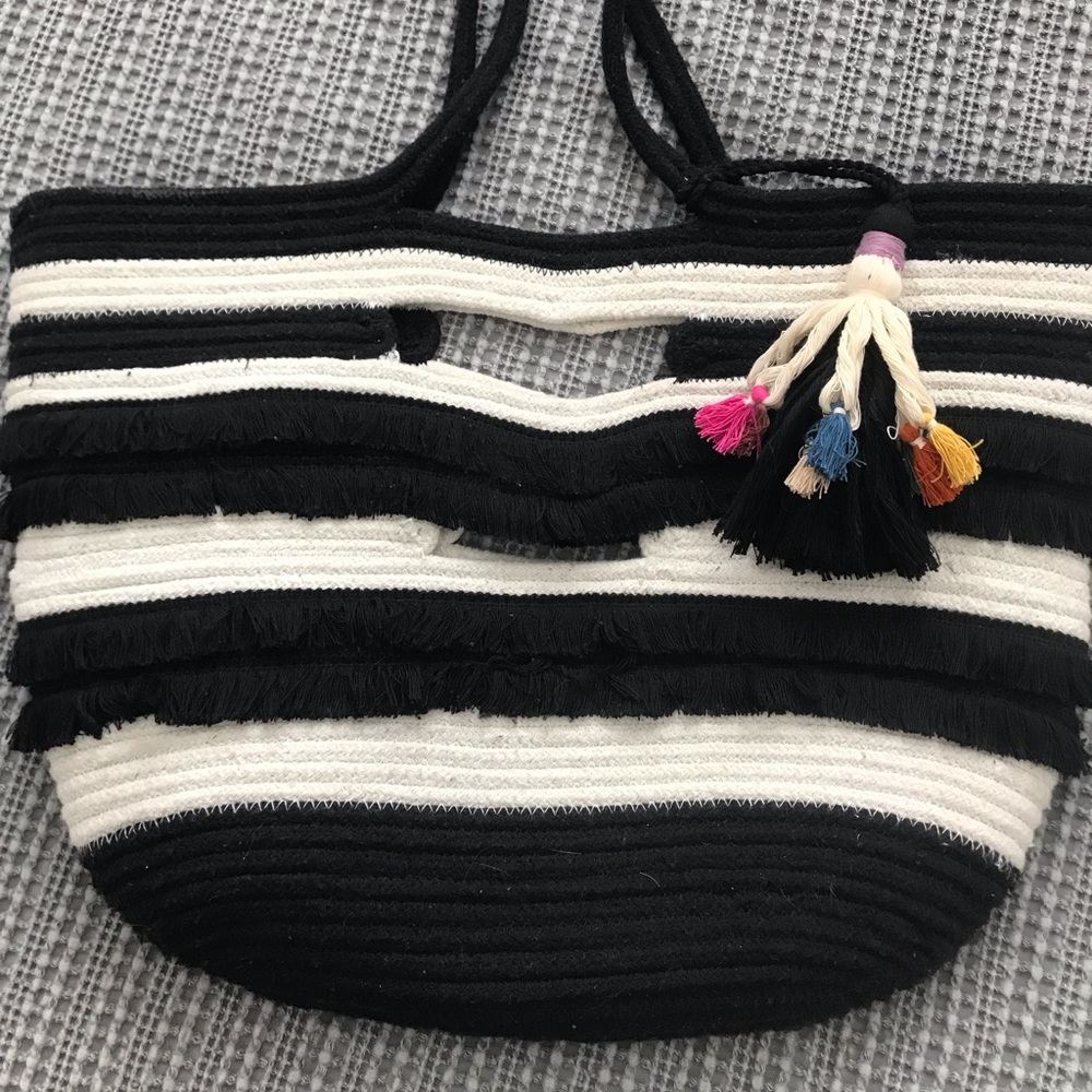 Taj Tote